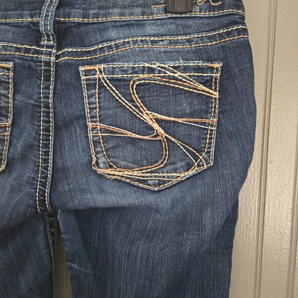 Silver Tuesday Bootcut Women's Distressed Blue Jeans Size 27x33 - Picture 12 of 16